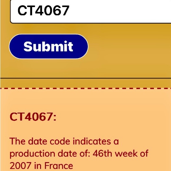 Louis Vuitton Monogram Portefeiulle Sarah
Long Bifold Wallet. 2007 France. - Picture 3 of 15